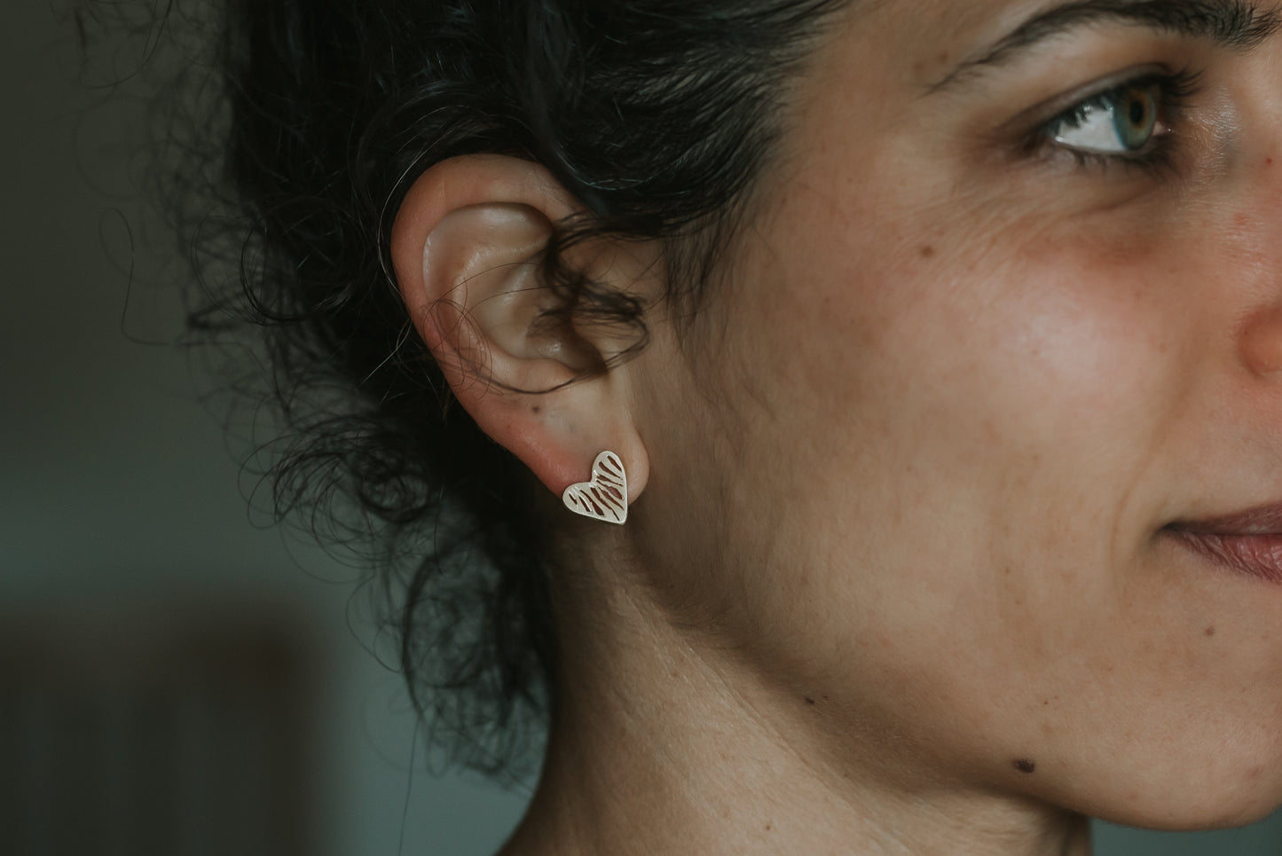 עגילי לב דני צמודים