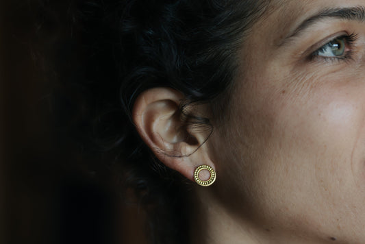 עגילי חישוק מנדלה