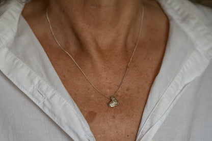 שרשרת לב מרוקע