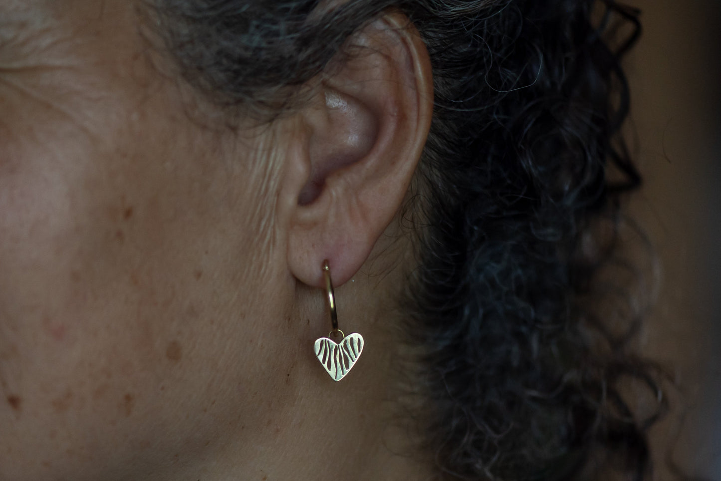 עגילי חישוק לב דני